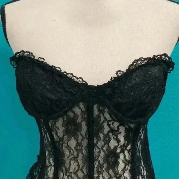 New with tags nasty gal let love take it’s lace black corset top in size 10 - Picture 3 of 6